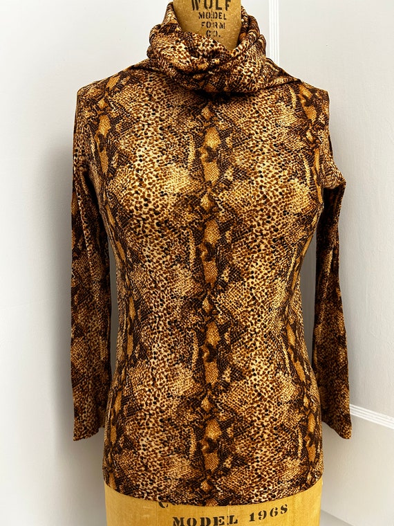 Small 1970s Suede Shirt with Lavender Snakeskin