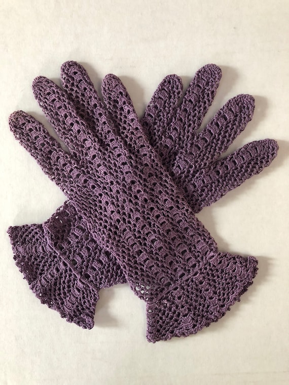 Lace Crochet Gloves Ladies 1950s