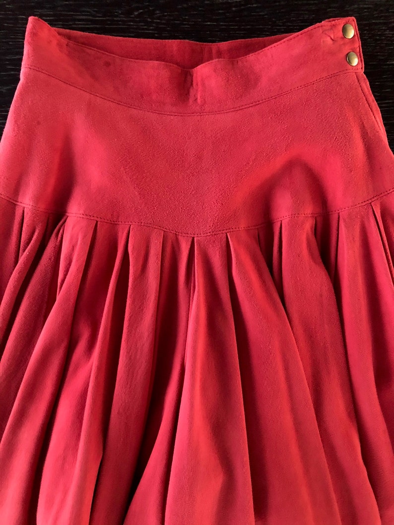 Vintage 1980s Persimmon Suede Pleated Fully Lined Culotte by Maxfield Parrish