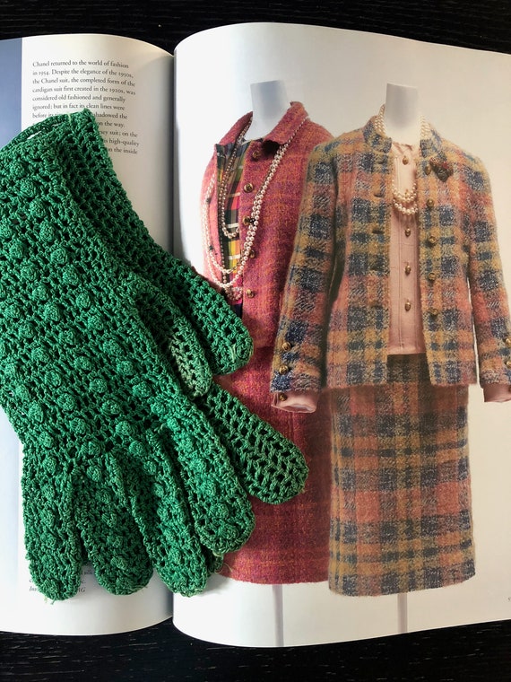 French Crocheted Gloves - VTG 1950s Ladies Green … - image 5