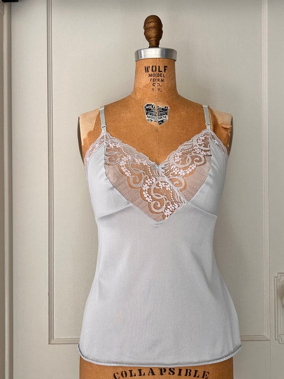 VTG 1960s Warner’s® Camisole in Blue Nylon & Lace