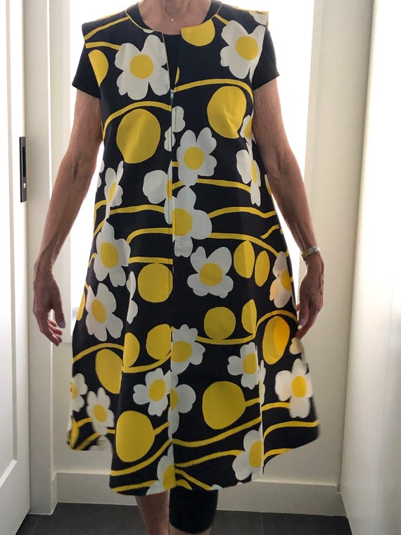 Fun Daisy VTG 1960s Summer Dress - image 4