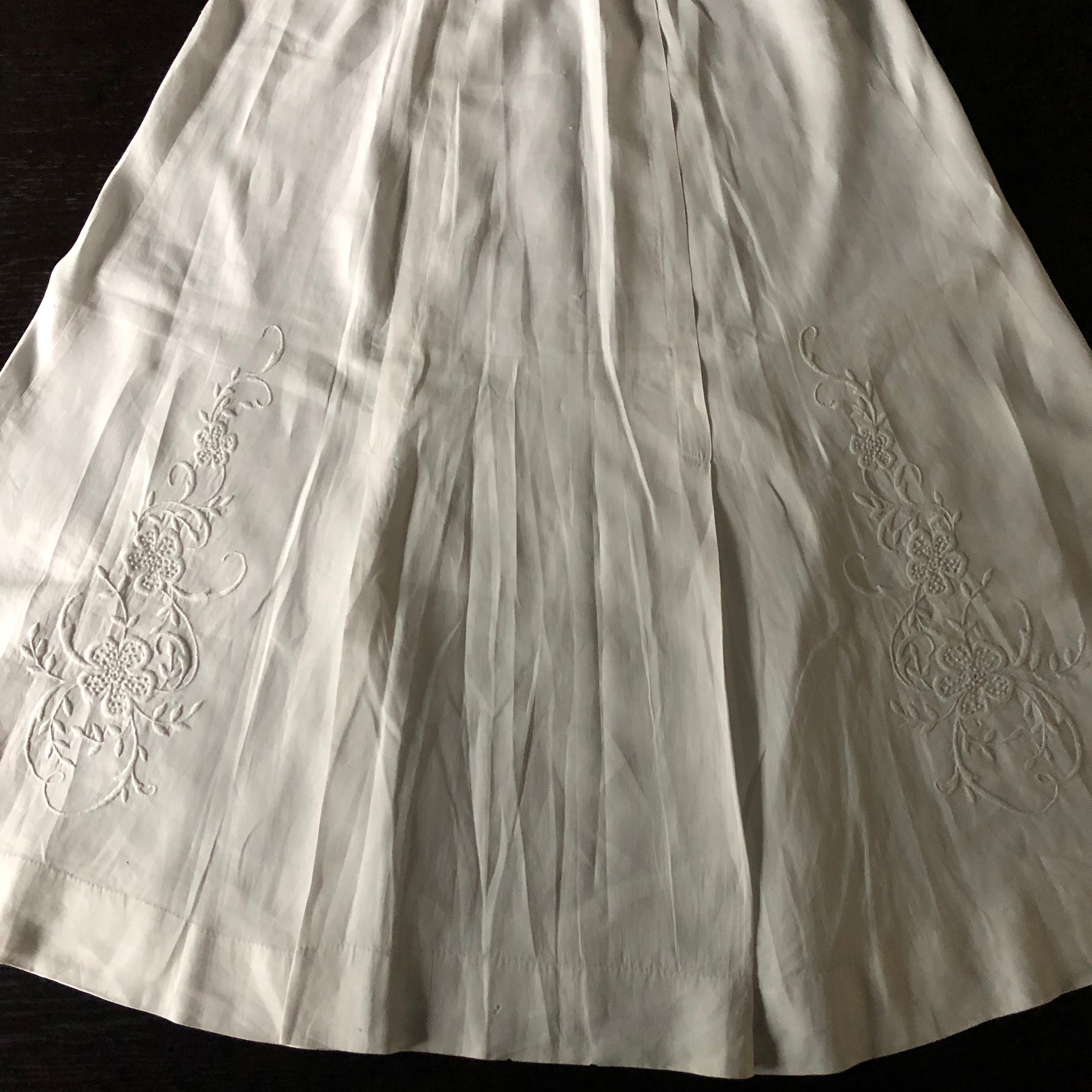 Beautiful Edwardian Hand Embroidered White Cotton Floor Length Skirt