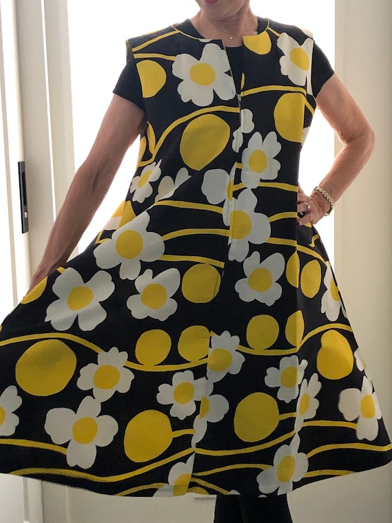 Fun Daisy VTG 1960s Summer Dress - image 1