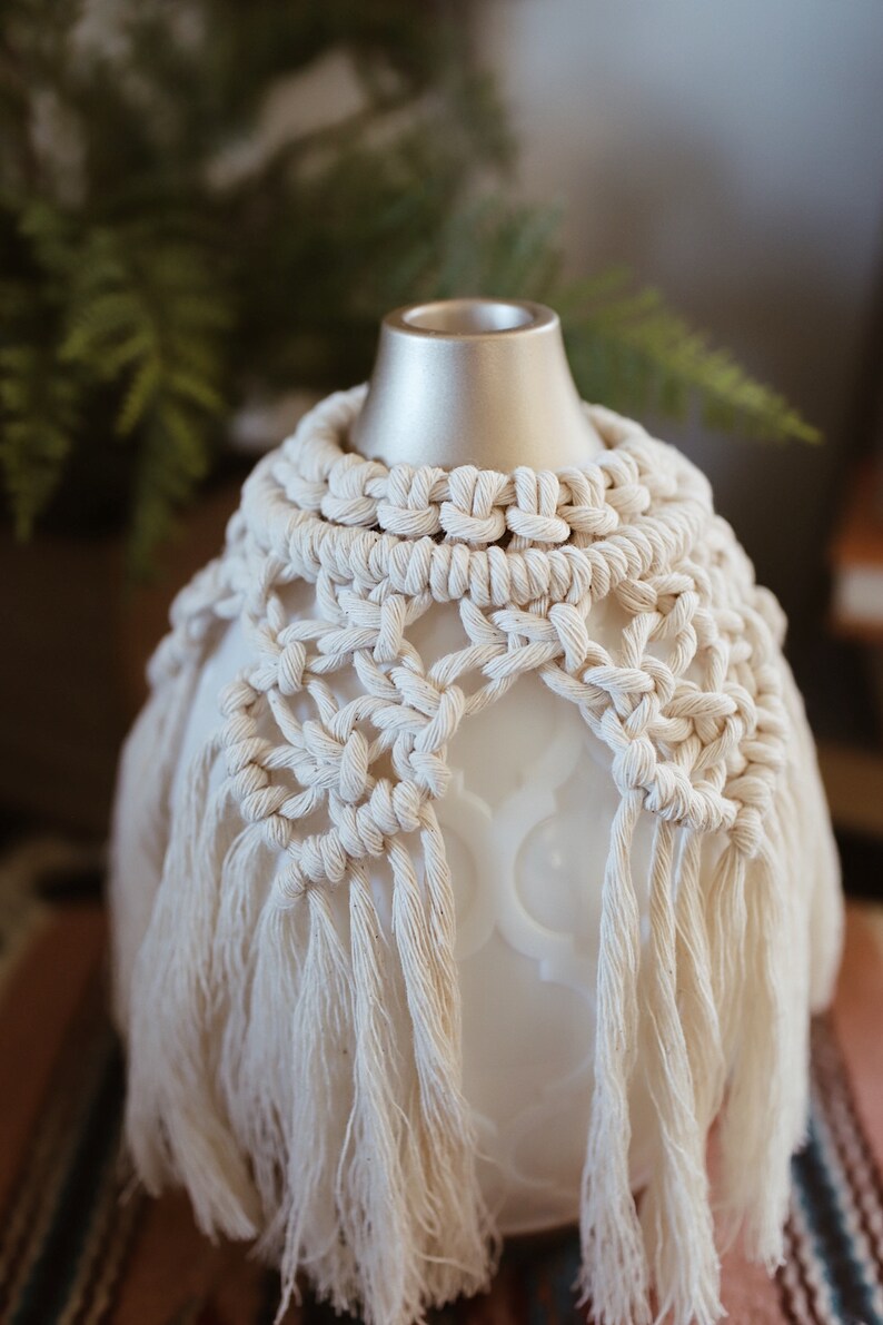 Cream Mariposa Macrame Diffuser Cover image 3