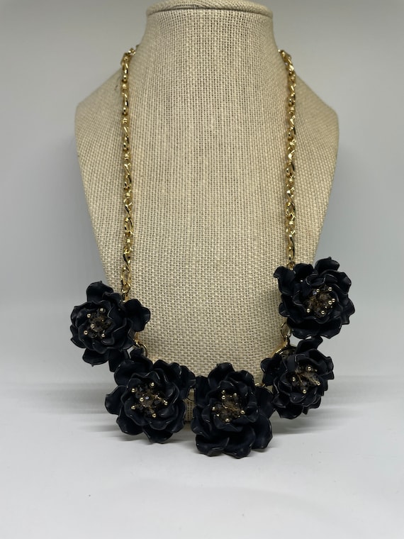 Vintage Talbots floral necklace