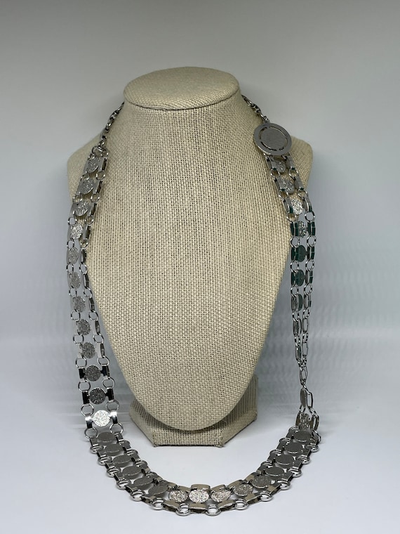 Vintage Silvertone necklace