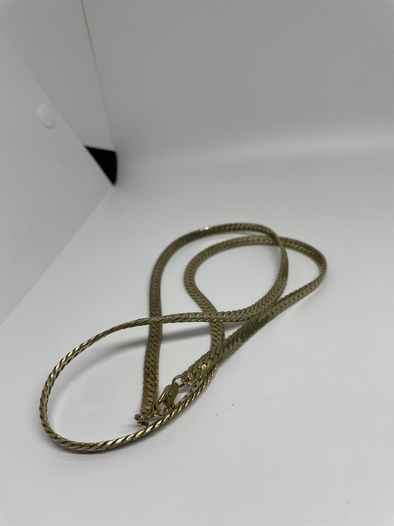 Vintage goldtone chain - image 9