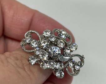 Vintage gorgeous rhinestone ring