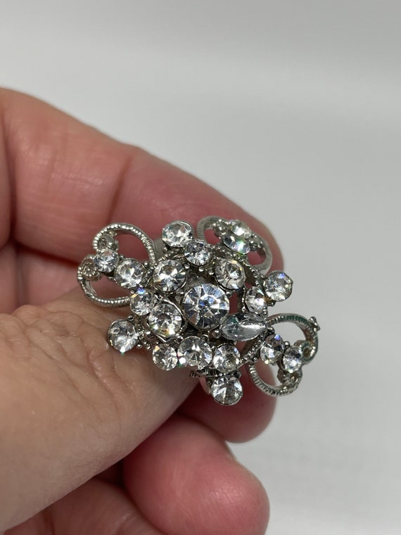 Vintage gorgeous rhinestone ring - image 1