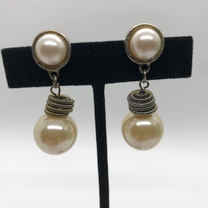 Vintage faux pearl pierced earrings