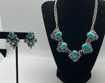 Vintage Express necklace and matching pierced earrings - see description
