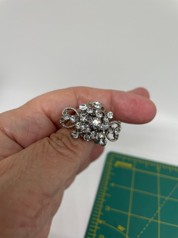 Vintage gorgeous rhinestone ring - image 7
