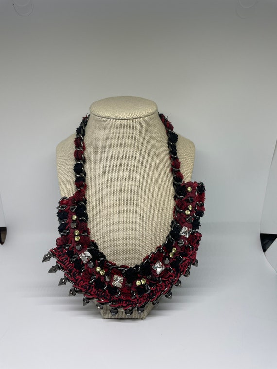 Vintage Unique Zara red black unique necklace