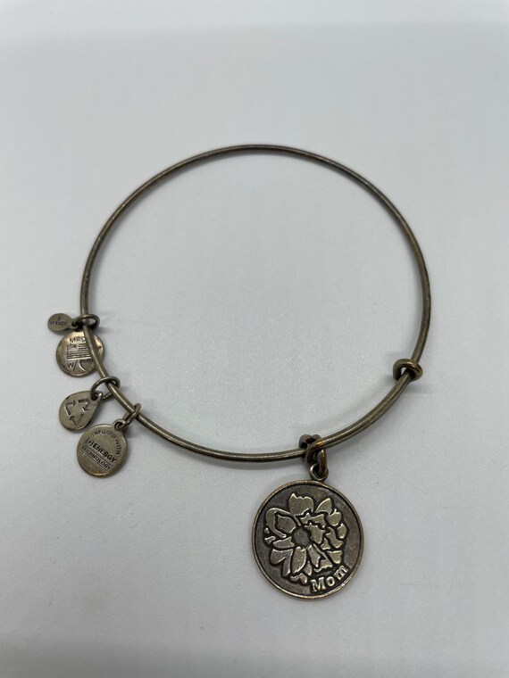 Alex and ani mom Gem