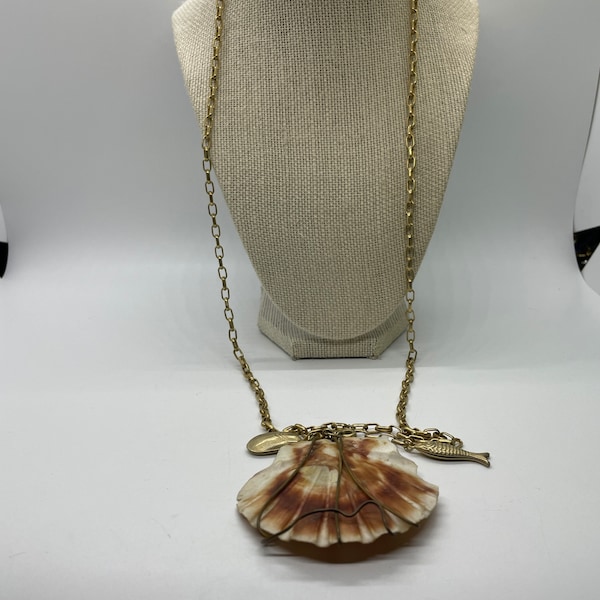 Vintage wire wrapped shell necklace