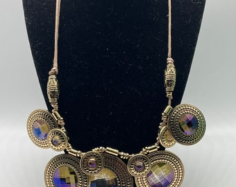 Vintage St Thomas statement necklace