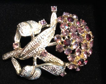 Pretty Floral silvertone Pink Rhinestones Brooch