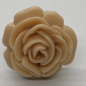 Pretty floral ring size 7