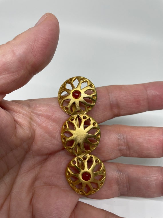 Vintage goldtone brooch - image 6