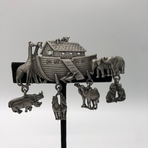 Vintage JJ  Noah’s Ark Pin