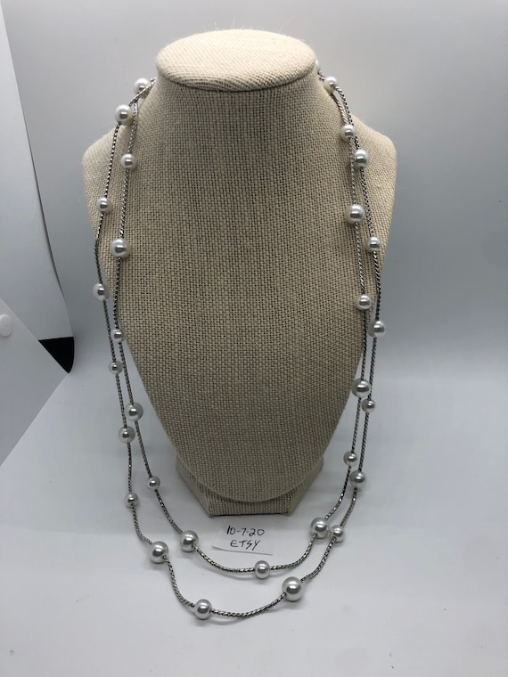 Vintage Jewels by Parklane Silvertone necklace - image 1