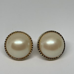Vintage faux pearl pierced earrings