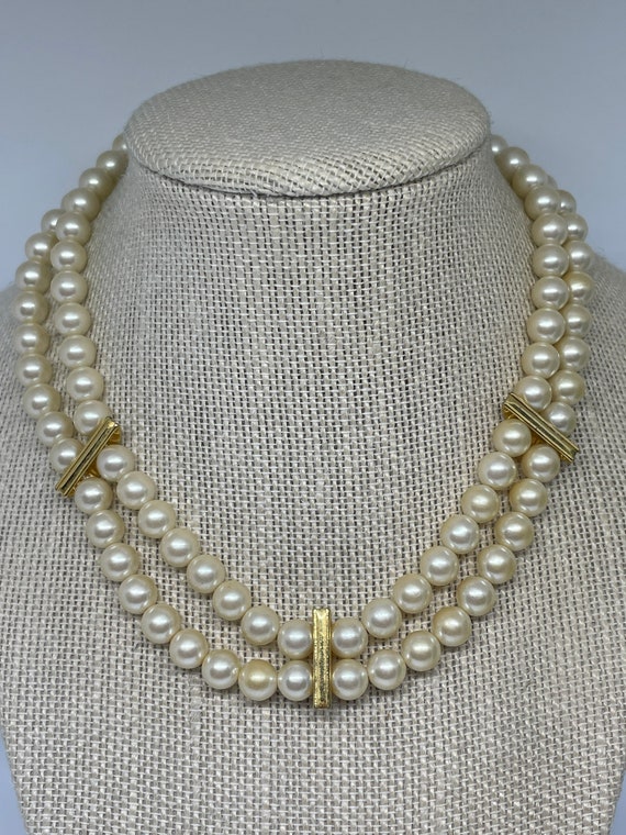 Vintage faux pearl choker - image 1