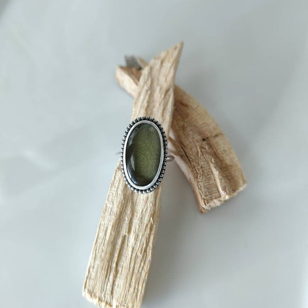 Mossy green rosarita sterling silver ring. Size 5  1/2 to 6. Thin band.