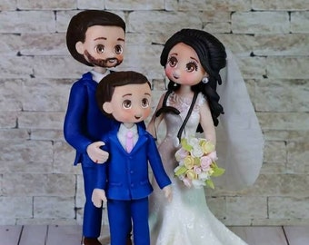 Bride and groom figurine, bride and groom cake with children, custom wedding cake topper with boy, family wedding cake topper, cake topper.