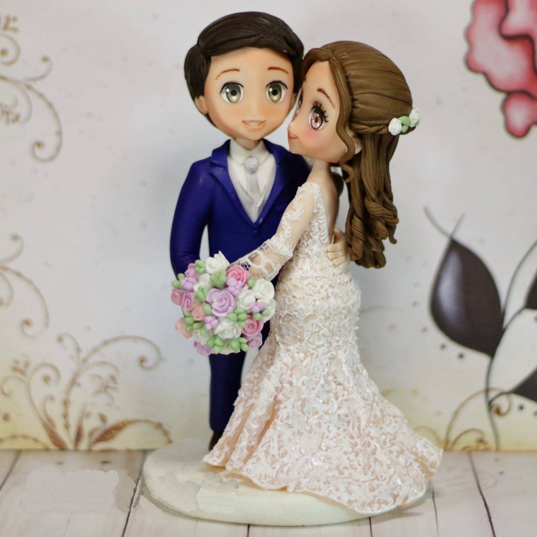 Custom Bride And Groom Cake Topper Bride And Groom Gift Etsy