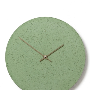 Beton Wanduhr 11,4&quot;/ 29 cm - Clockies CL300707 - Kleine runde Uhr, Grüne Uhr mit bronzenen Zeigern