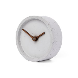 Concrete table clock 4&quot;/10 cm - Clockies CT100104 - Round desk clock, Grey clock with walnut wood hands