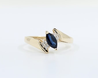 14K Gold Marquise Saphir und Diamant Twist Ring