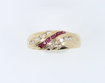 14K Gelbgold Rubin und Diamant Bandring, Größe 6