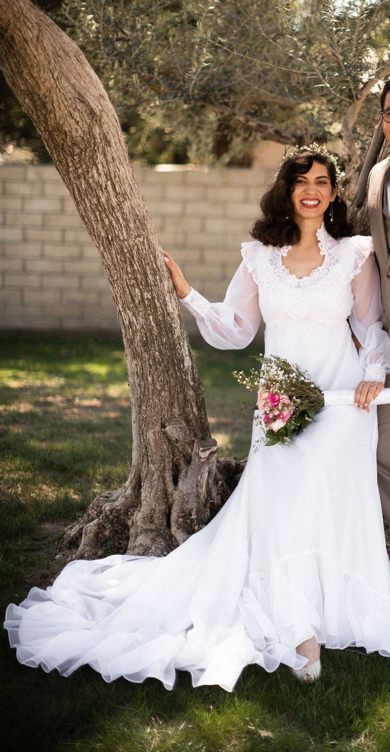 1970s wedding dress