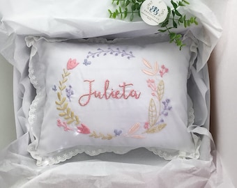 Pillow baby, pillow cover, embroidered pillow, monogram pillow, new parents gift, custom pillow, unique baby gift, baby name pillow