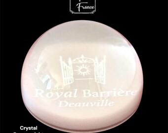 Presse-papier vintage en cristal, forme de dôme : Royal Barrière Deauville, en verre gravé, objet de décoration de bureau, vers les années 2000