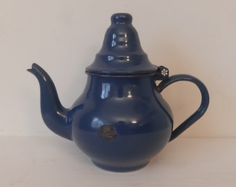 Vintage Dark Blue Enamel Tea Pot Coffee Pot Farmhouse Kitchen Blue Enamelware Pot Farmhouse Decor Enamel Cookware Circa 1950's