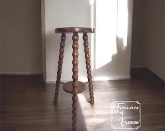 Vintage Round Tall Stand  29”Stand Bobbing Legs Decor Studio Artist Stand Ornament Display Plant Stand Hallway Gueridon Circa1980’s
