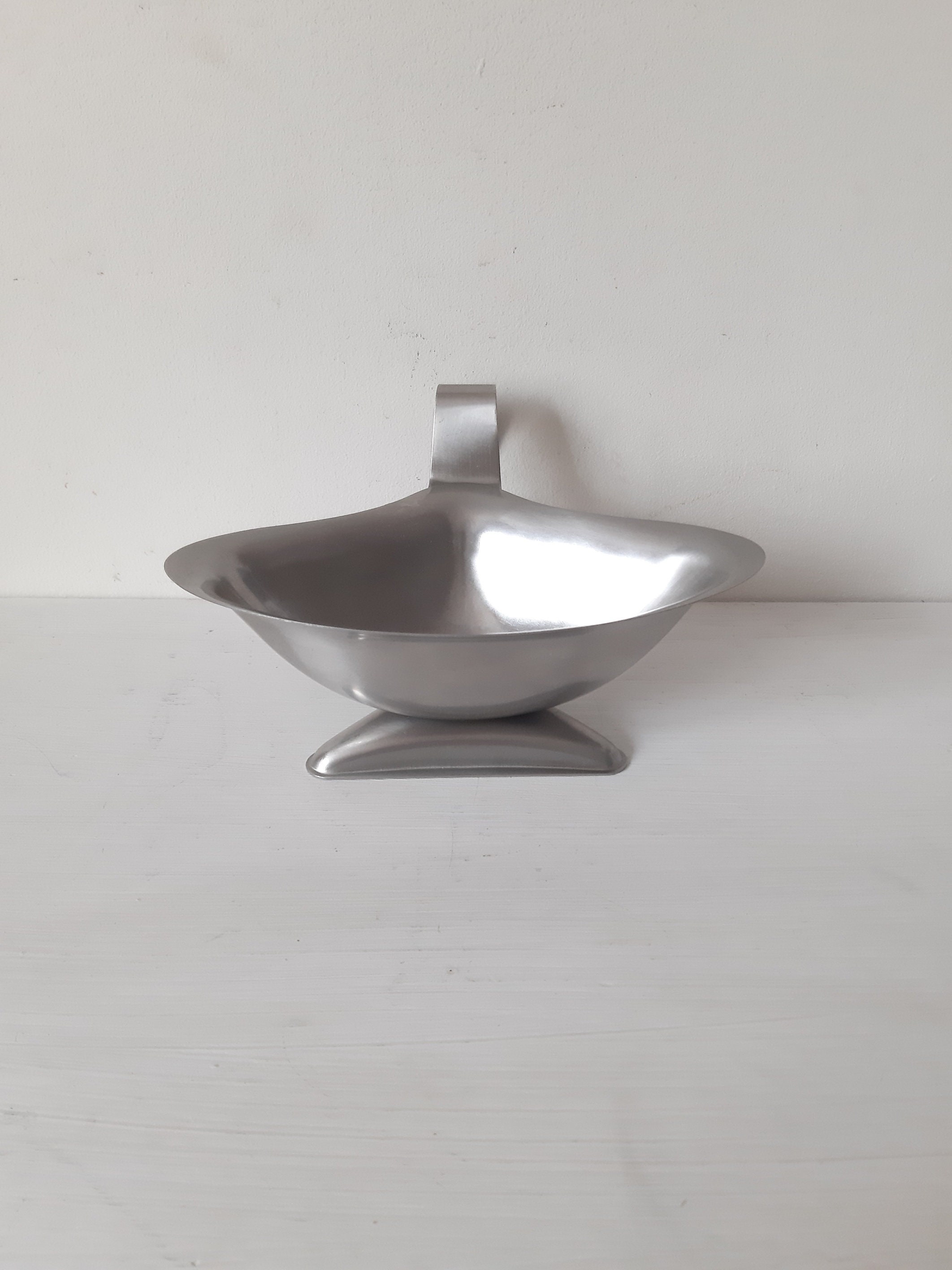 Vintage Sauce en Métal Jug Stainless Steel Gravy Boat Pourer Old Serving Dinner Table Circa 1980's