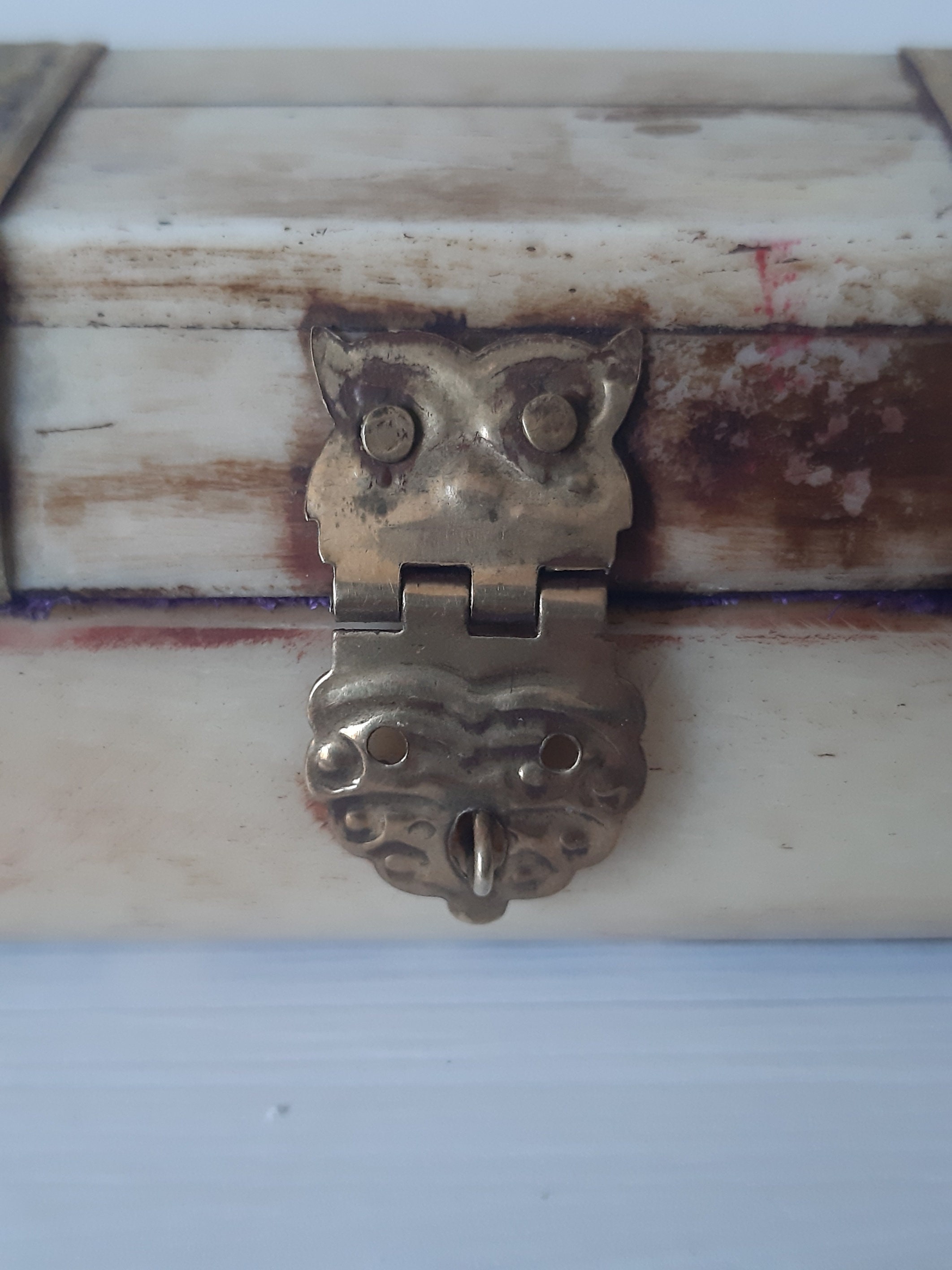 Petite Boîte à Bijoux Ancienne En Os De Chameau Prune - Unique, Vintage