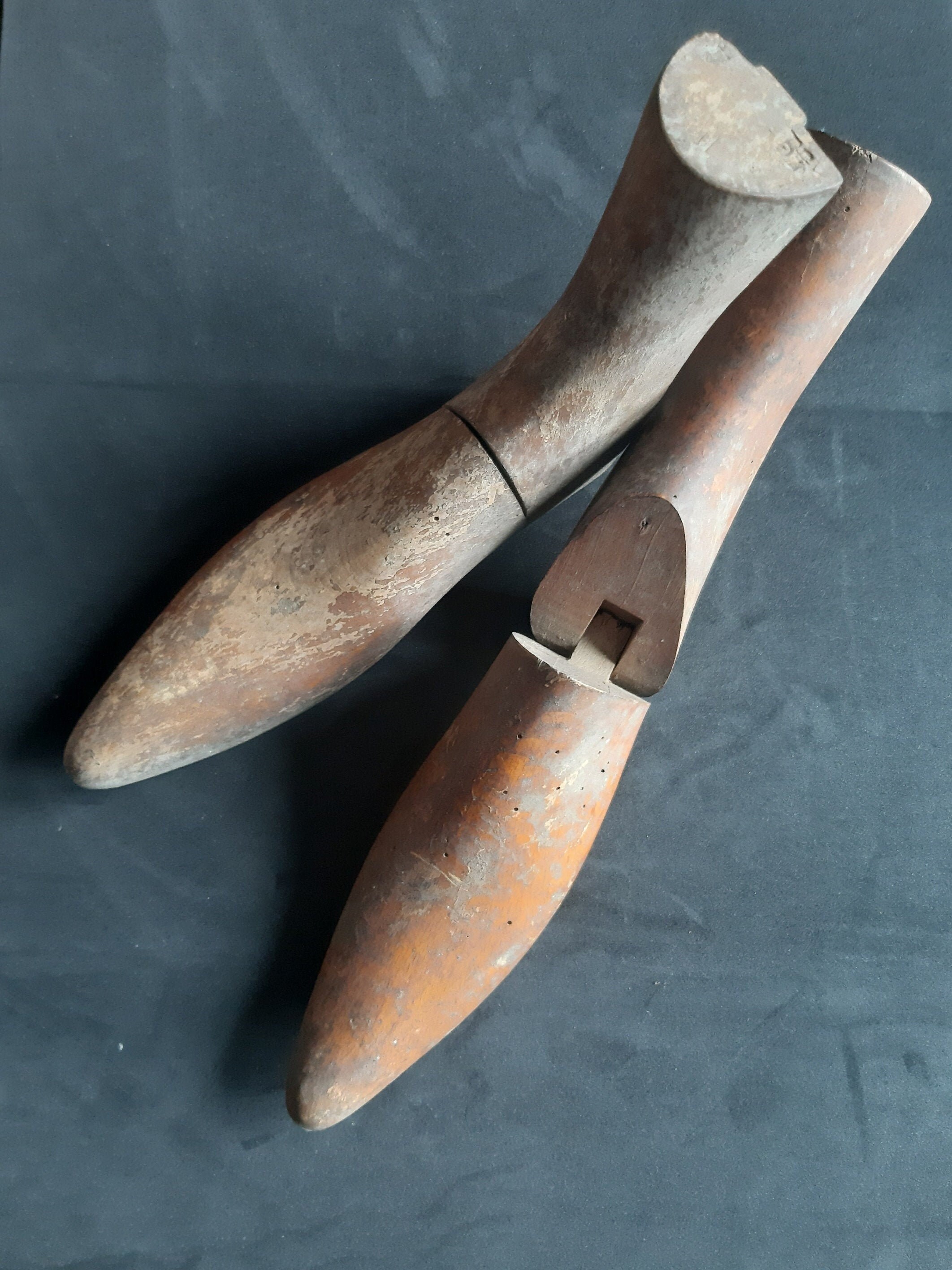 Vintage Français Paire Vieux Shaper de Chaussure à Charnières en Bois/Arbre Cordonnier Pied Gauche e