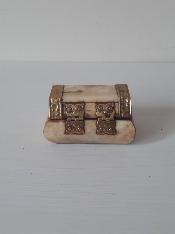 Vintage Camel Bone With Brass Small Trinket Box Jewel… Gem