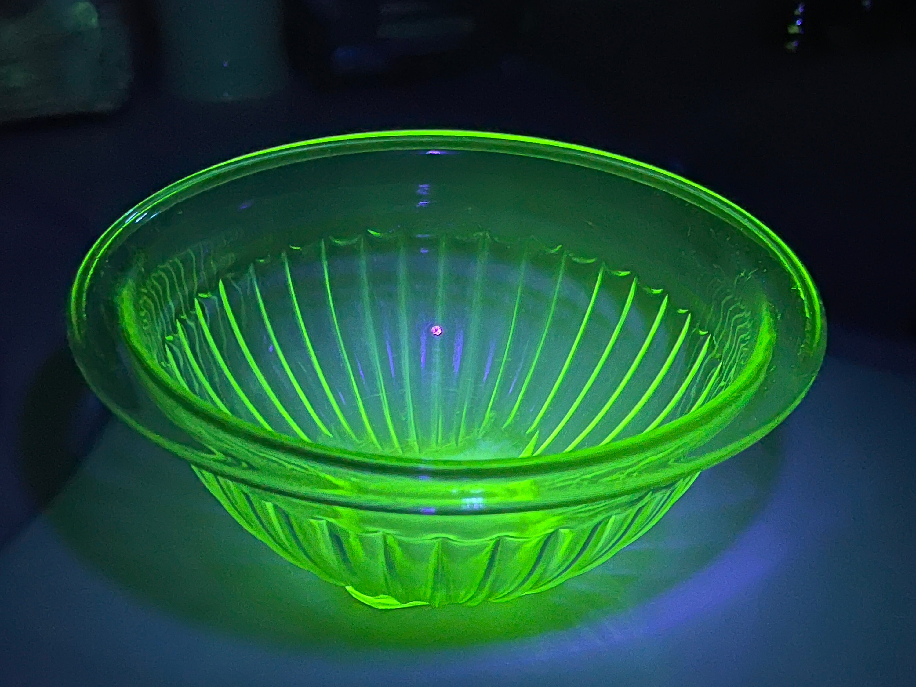 Set of 3 Green Depression Glass Nesting Mixing Bowls With Rolled