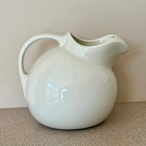 Vintage White Ball pitcher White Stoneware Pottery Pitcher Mid Century Hall style Ivory ironstone Ball jug Creamy white jug White pitcher