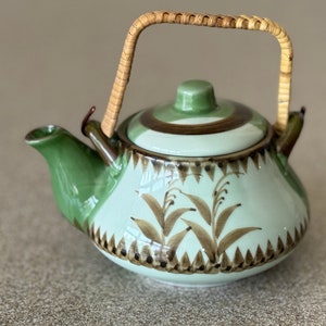 Asian Teapot Individual teapot Green Vintage Teapot Single serving tea pot Hand Painted Rattan covered handle Asian decor