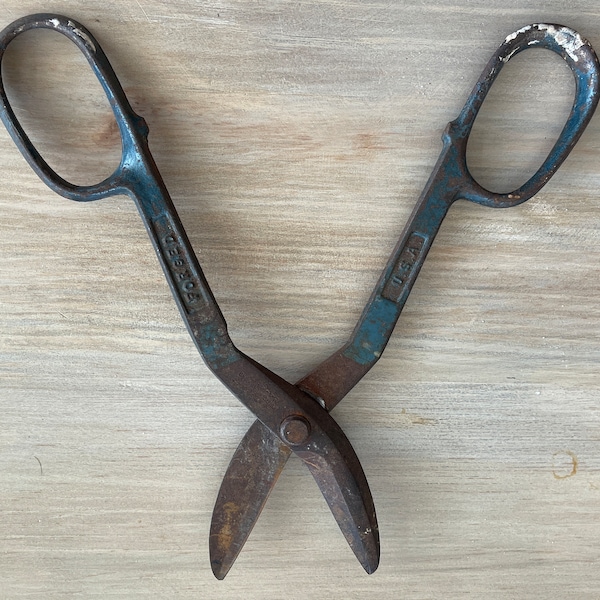 Vintage Tin Snips Metal Shears Industrial scissors Forged steel Blue paint Rusty Patina Blue Tin Snips Vintage Collectible Hand Tool 10”