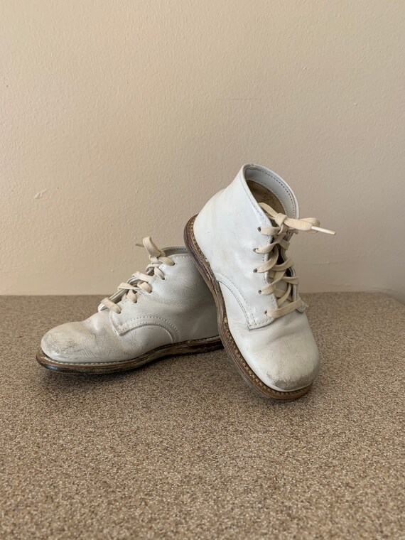 white high top baby walking shoes