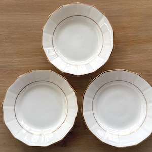 Three Vintage Butter pats Johnson Brothers JB 32 Creamy white Porcelain butter pat 14 sides Gold accent trim Made in England 4”